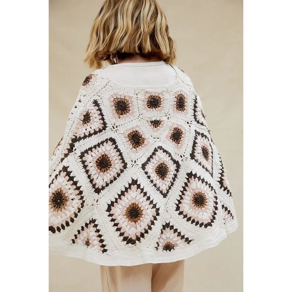 NWT Anthropologie Andersen &‎ Lauth Girls Amber Crochet Granny Square Poncho - Picture 3 of 6